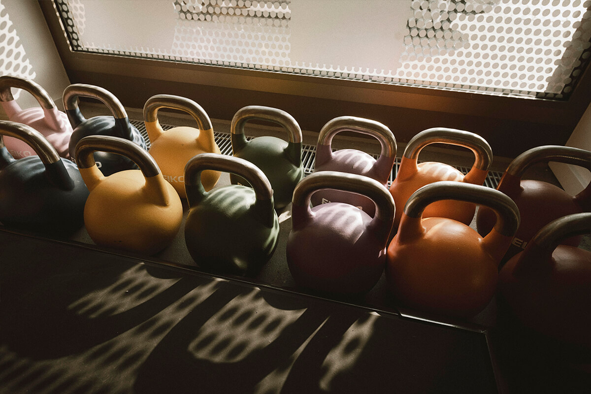 Kettlebells im Trainingsbereich des Athletik Docks Studio St. Pauli Hamburg